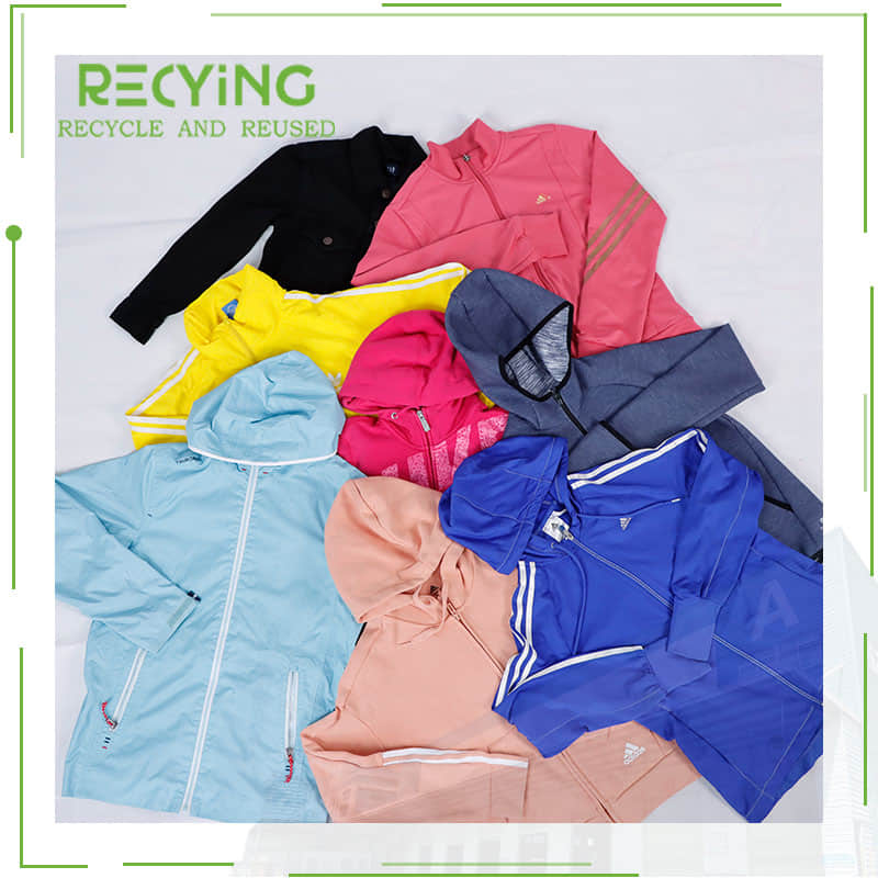Wholesale International Second Hand Women’s Lightweight Jackets (3)