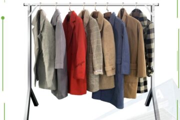 Used men’s long wool coat in bales