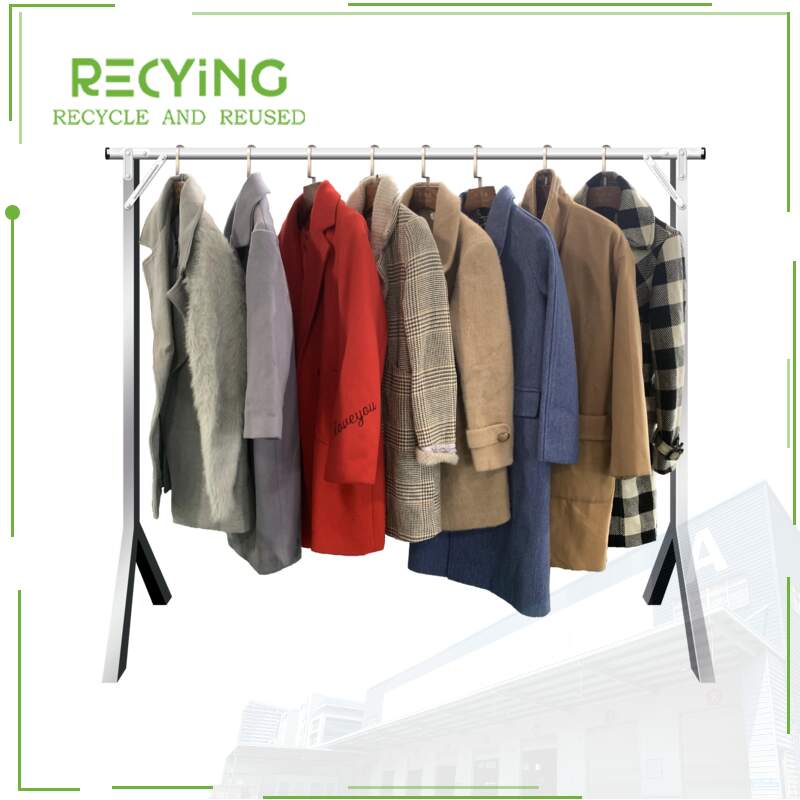 Used men’s long wool coat in bales